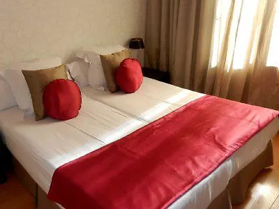 Aparthotel Grandom