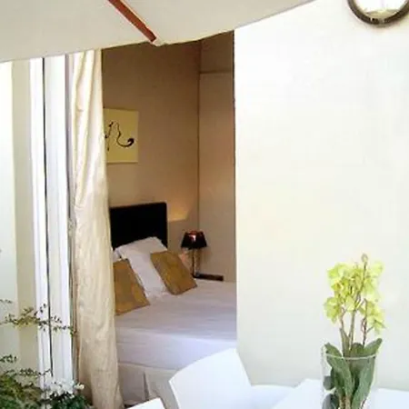 Grandom 아파트호텔 4*