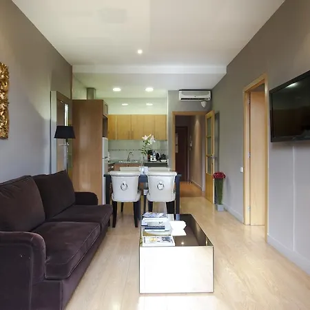 Aparthotel Grandom 4*