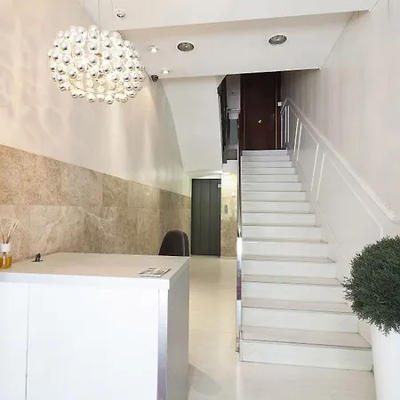 Grandom Aparthotel