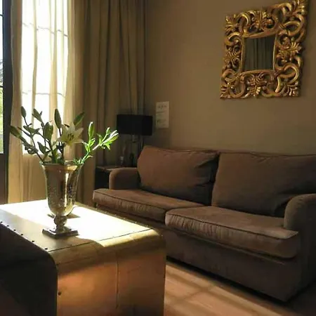 Grandom Aparthotel Barcelona